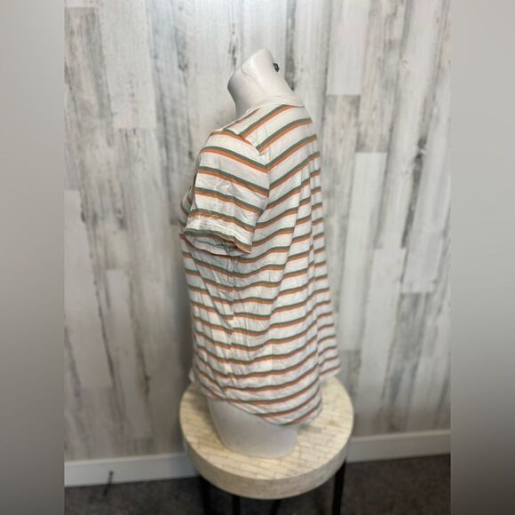 stripped Tshirt - Picture 4 of 5